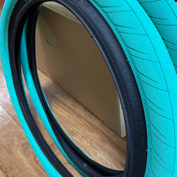 71DAC6DE-C745-475A-9AA1-