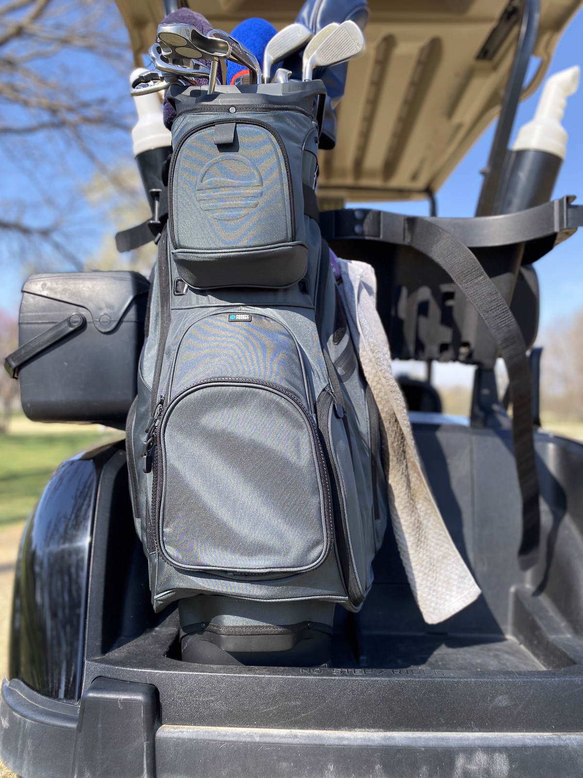 Sunday Golf Big Rig Review: A Cart Bag for the People -