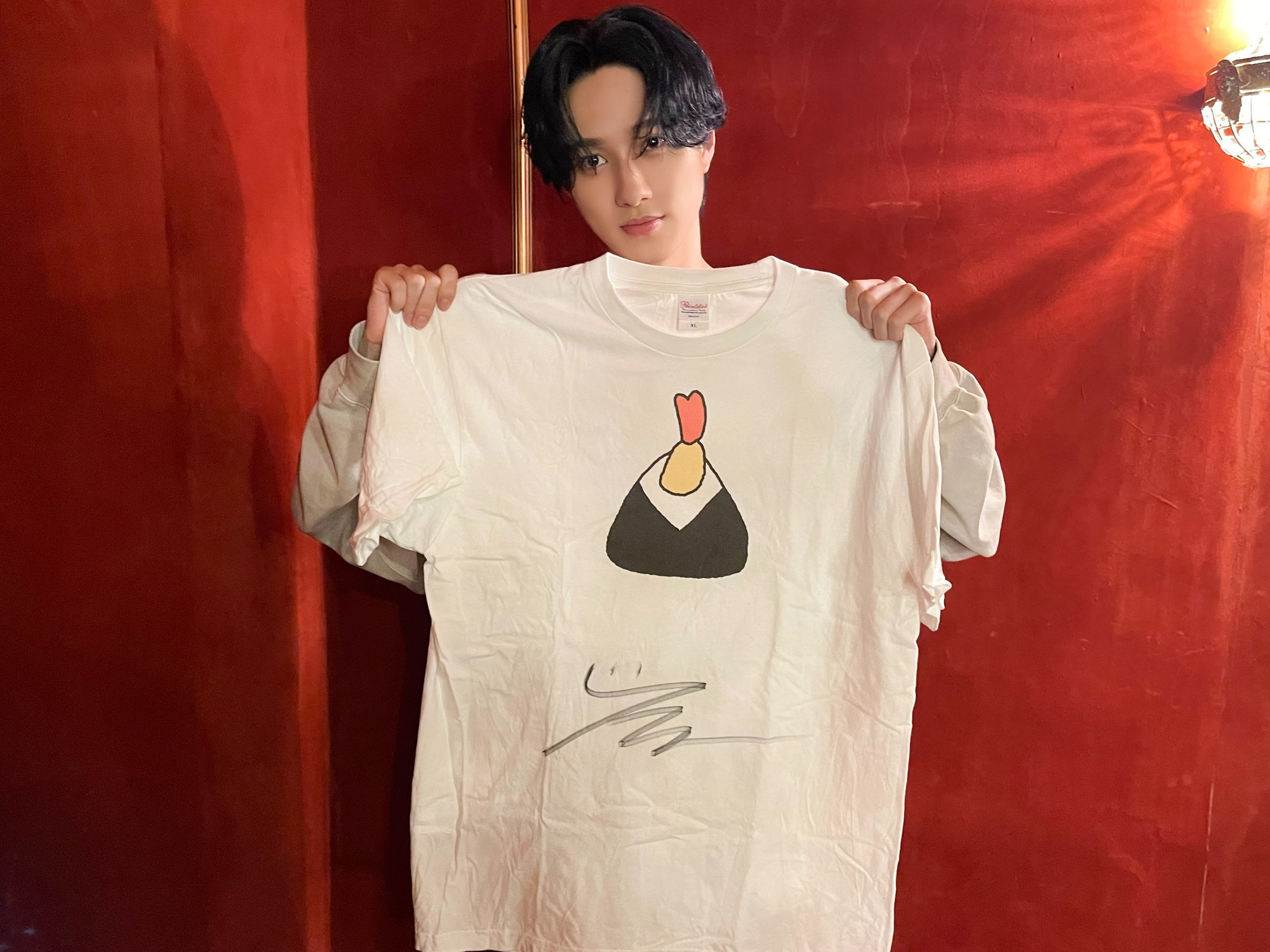 メンバー直筆サイン入り「ご当地Tシャツ」プレゼント！ | BUDDiiS