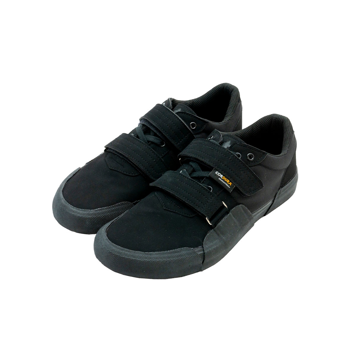 トレーニングシューズ – ONI 武器屋.net