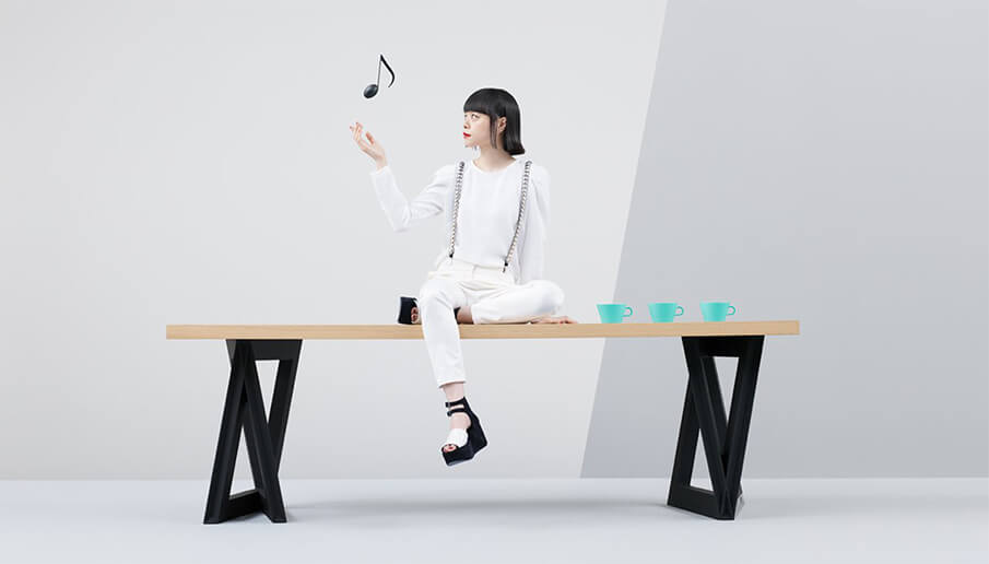 家具とITが融合！テーブルそのものがスピーカーになる「SOUND TABLE