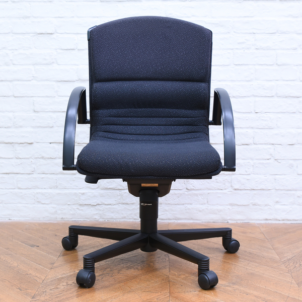 GMDKS293O○ giroflex / ジロフレックス 44 キャスターチェ