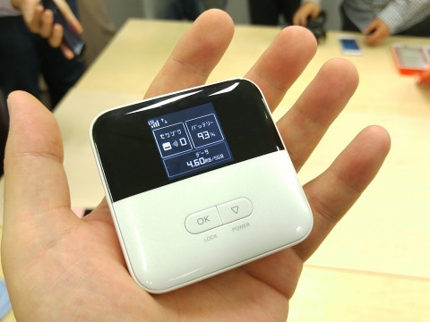 ワイモバイルが2017年夏モデル発表、ストレートタイプのVoLTEガラケー