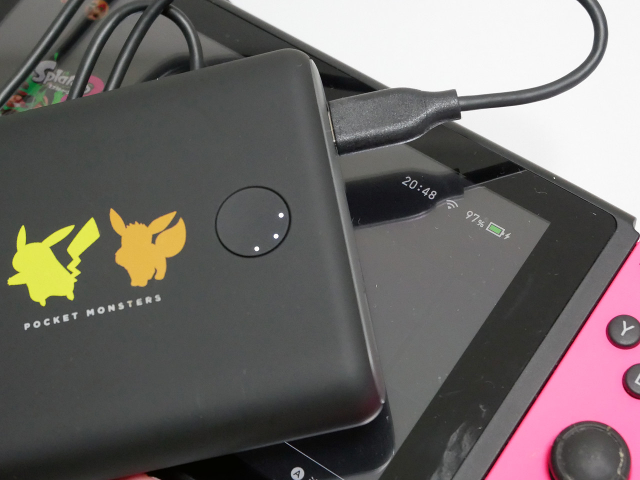 大人気】ポケモン好き必携の「Anker PowerCore 13400 Pokemon Limited