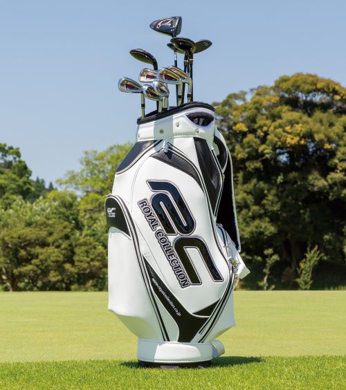 キャディバッグもロイコレ一択で。 | BUZZ GOLF