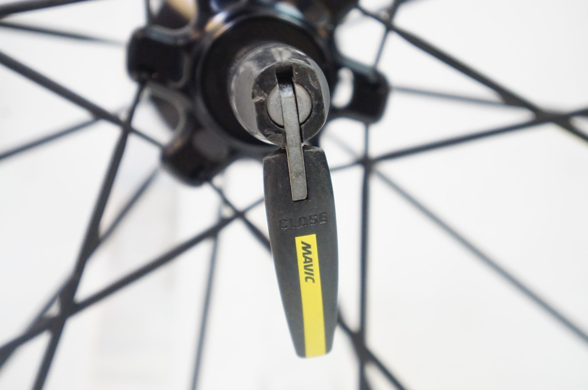 MAVIC 「マヴィック」 KSYRIUM PRO CARBON SL UST シマノ11/12速