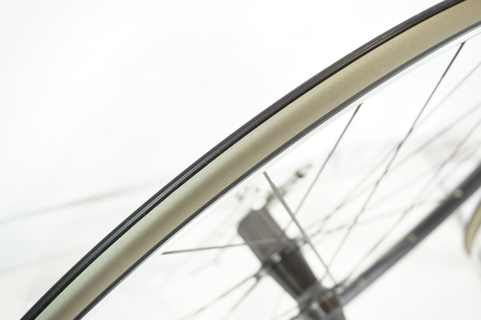 BONTRAGER 「ボントレガー」 TLR SHIMANO 11s ホイールセット / 宇都宮