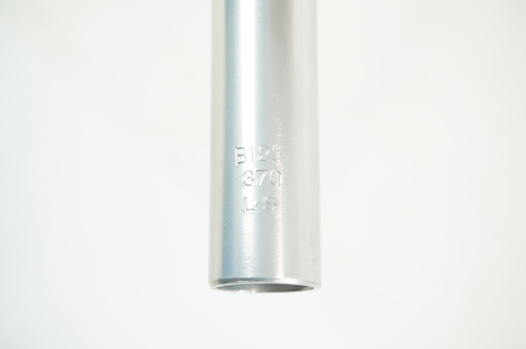 NITTO 「ニットー」 B123 NJS 370mm ハンドル / 宇都宮店