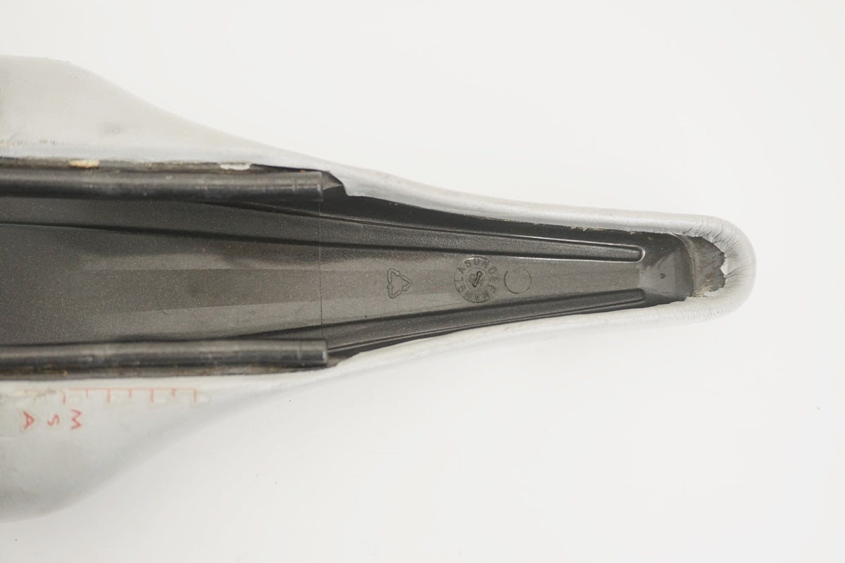 SANMARCO 「サンマルコ」 NO SLIP SYSTEM サドル / 京都八幡店