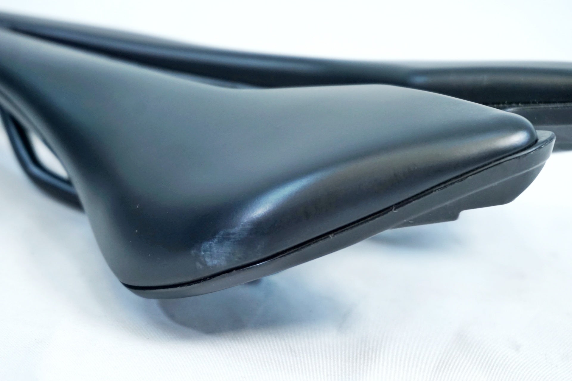 MOST 「モスト」 LYNX ULTRA サドル / 有明ガーデン店 ｜ バイチャリ