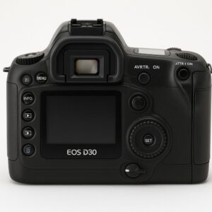 EOS D30 カメラの原点を体感できる記念モデル！今こそ知りたいその魅力