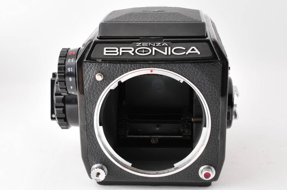Zenza-BRONICA-EC.jpg