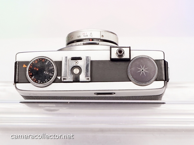 Ricoh Hi-Color 35 - Facts, notes and thoughts about vintage