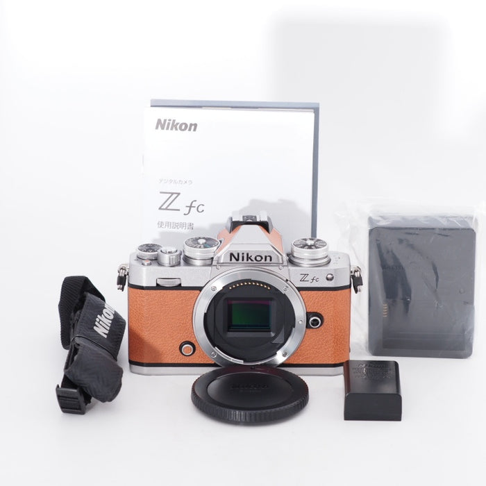 Nikon ニコン ミラーレス一眼カメラ Z fc ボディ Zfc シルバー