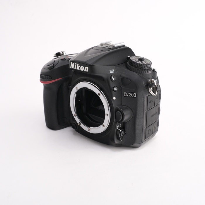 最終価格 ほぼ新品 撮影 1,993回 ニコン D7200 ボディ 付属品完 ニコン
