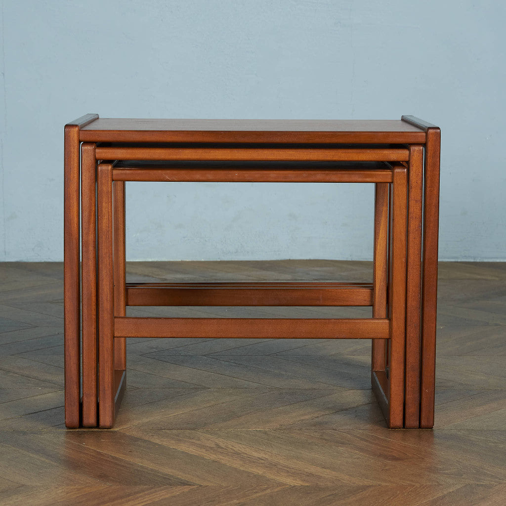 英国ヴィンテージ ネストテーブル #84798 – camori ヴィンテージ家具