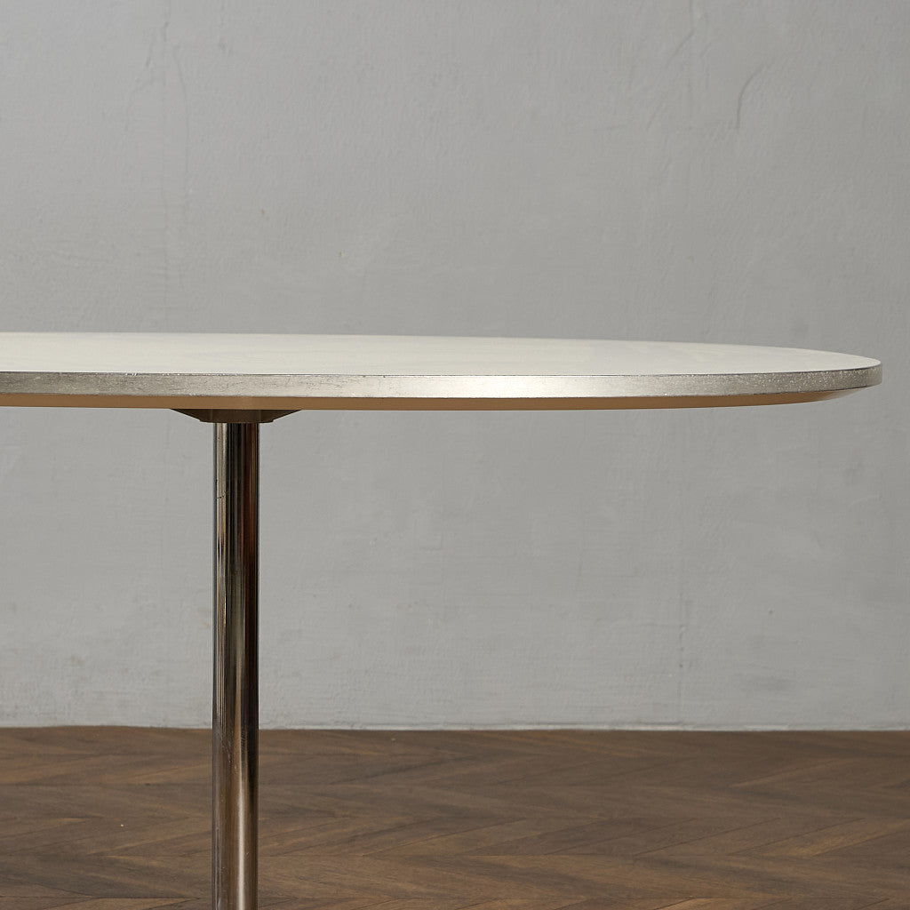 フリッツ・ハンセン Fritz Hansen A603 Super-circular Table スーパー