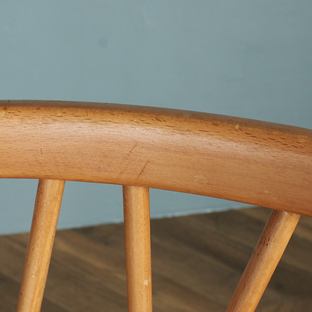 66120][アーコール ERCOL]X型貫 ヴァイオリンシェイプ座面 ラティスド