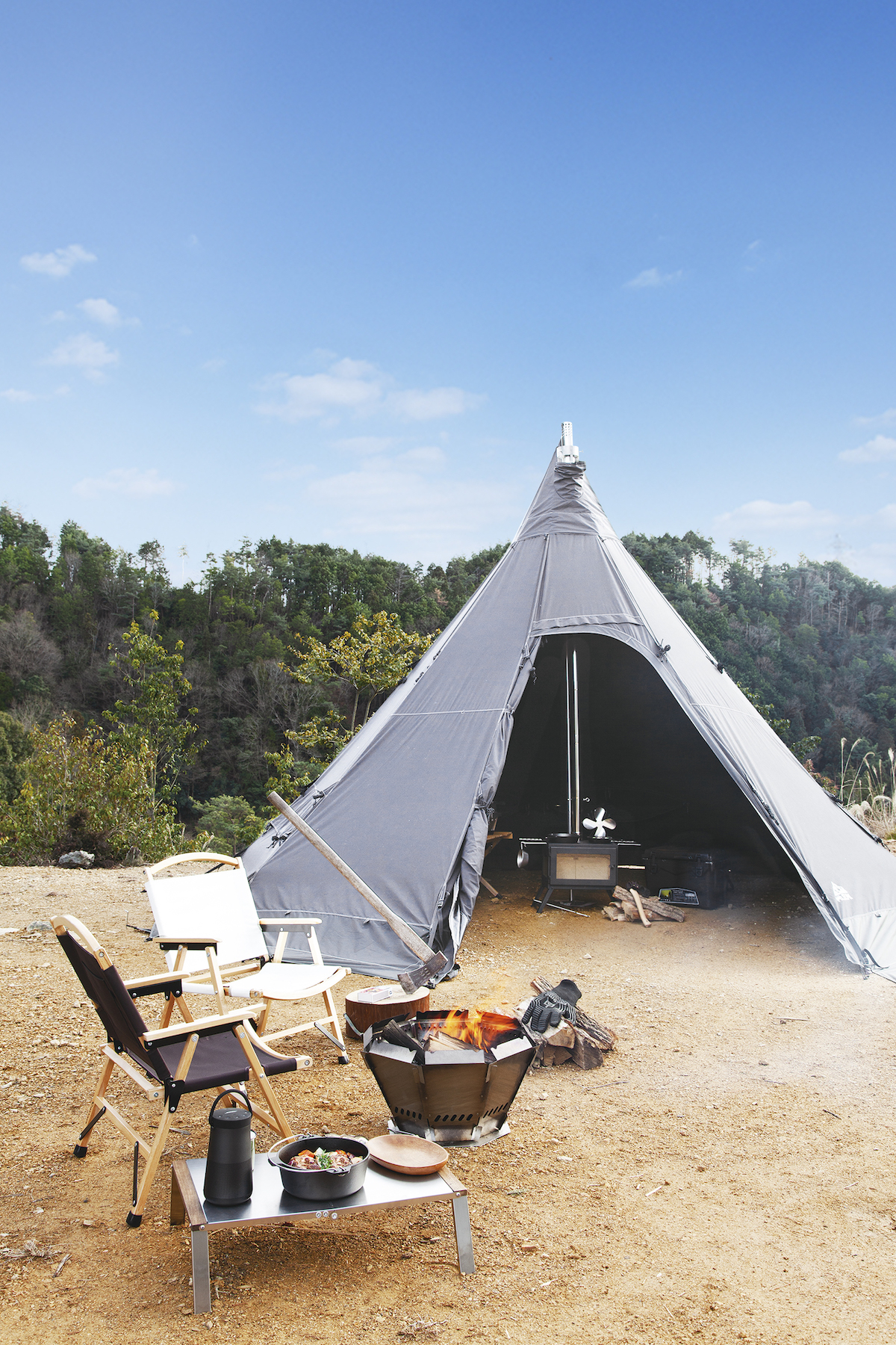 冬キャンプが捗る！薪ストーブ屋が作る「薪ストーブのためのテント」が