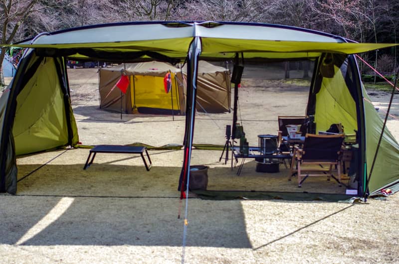 ミニマルワークスの軽量テント「V HOUSE L」日本発売に先駆けて超速