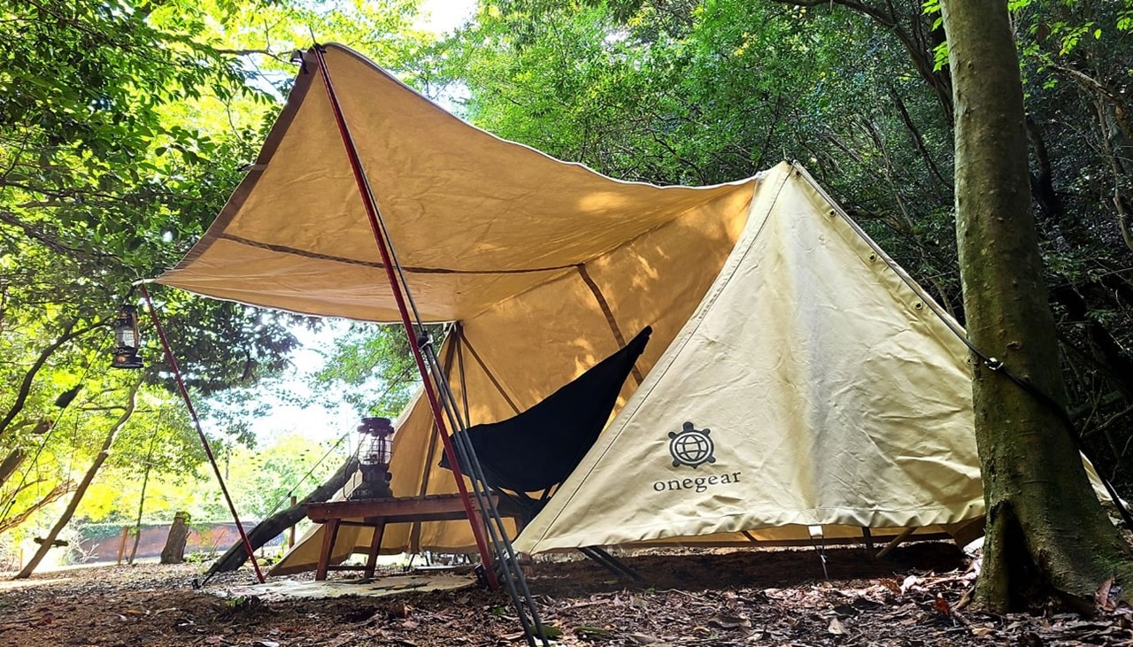日本で最も頑丈と言われる軍幕テント｢onegear(ワンギア)｣のGUNMAKU