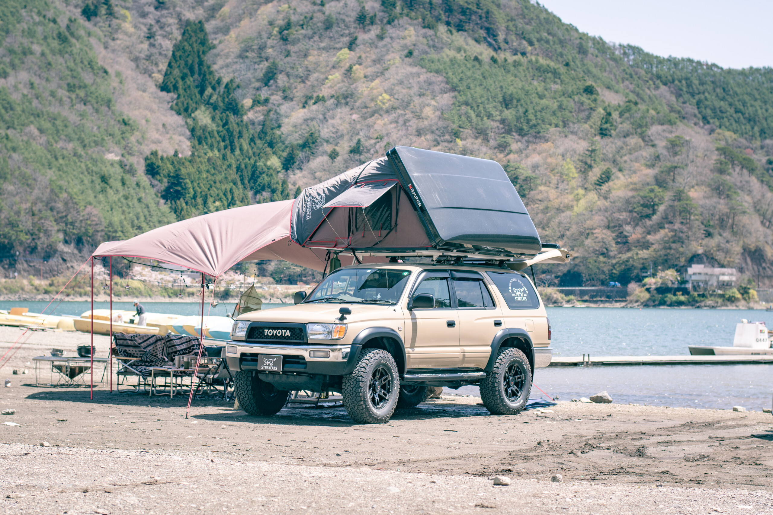 iKaMPERSKYCAMP2.0設営手順 - STRAYCATS - ルーフテント専門店