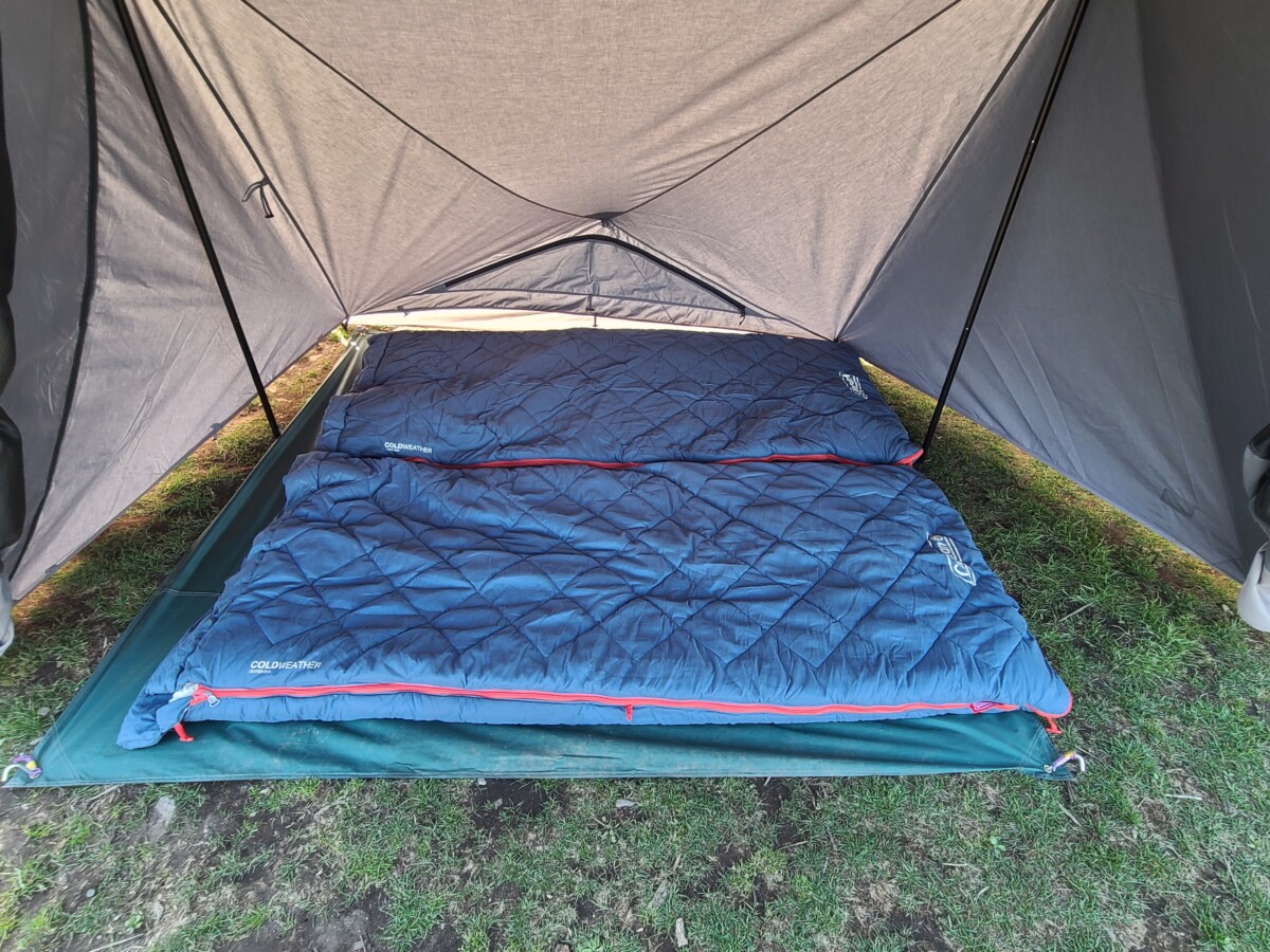 コールマンのマルチレイヤースリーピングバッグを徹底レビュー！実際に