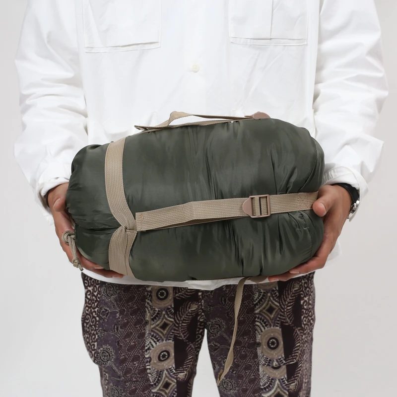 ナチュラム別注 スナグパックの寝袋「ベースキャンプ アドベンチャー