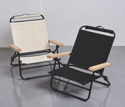 ユナイテッドアローズから3段階リクライニングの「リクライニングロー