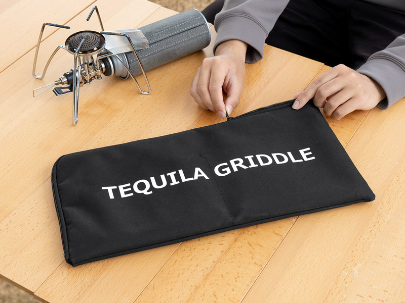 DODから小型グリル台「テキーラグリドル」登場 | キャンプレビュー