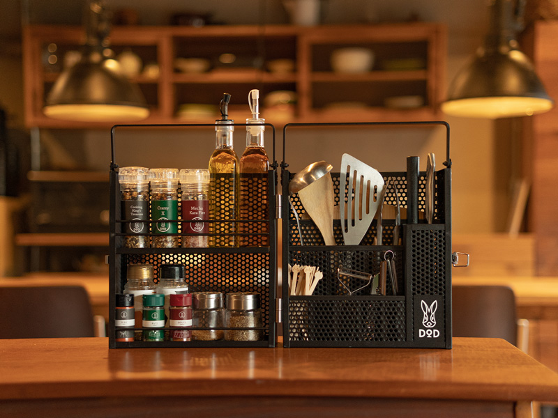 DODから持ち運べるキッチンシェルフ「シェフレルシェルフ」登場