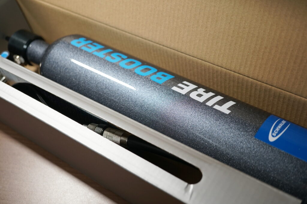 レビュー】SCHWALBE「TIRE BOOSTER」 - 東京～大阪キャノンボール研究