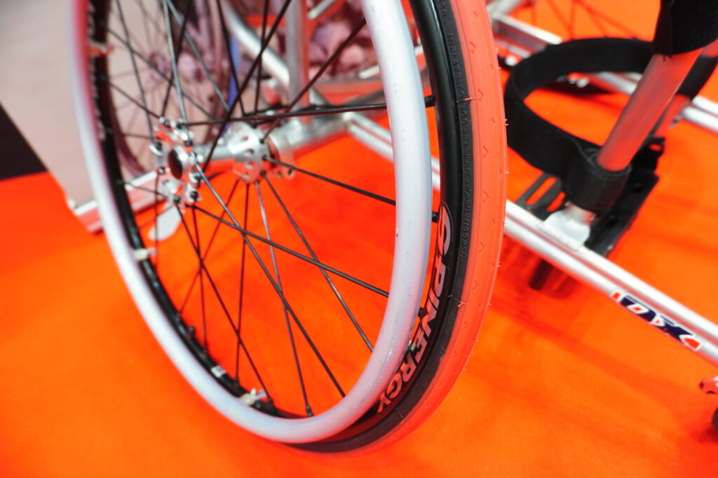 SPINERGYとiRCの車いすスポーツにおける活躍 - 東京～大阪キャノン