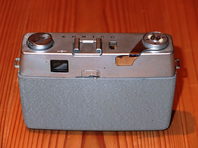 わたしのカメラ三昧 第38回 「小柄でかわいいKonica L」 | トイラボカフェ