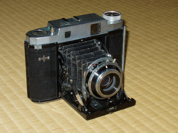 わたしのカメラ三昧 第9回 バックフォーカス式スプリングカメラ マミヤ