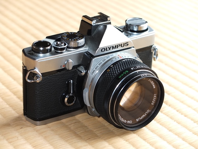 オリンパス OLYMPUS OM-1（オリンパス カメラOM-1） ／ ZUIKO 28mm