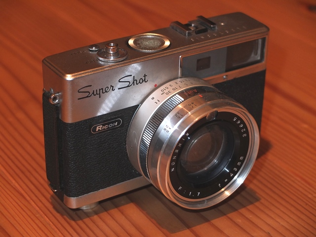 わたしのカメラ三昧 第37回 「リコースーパーショット」 | トイラボカフェ