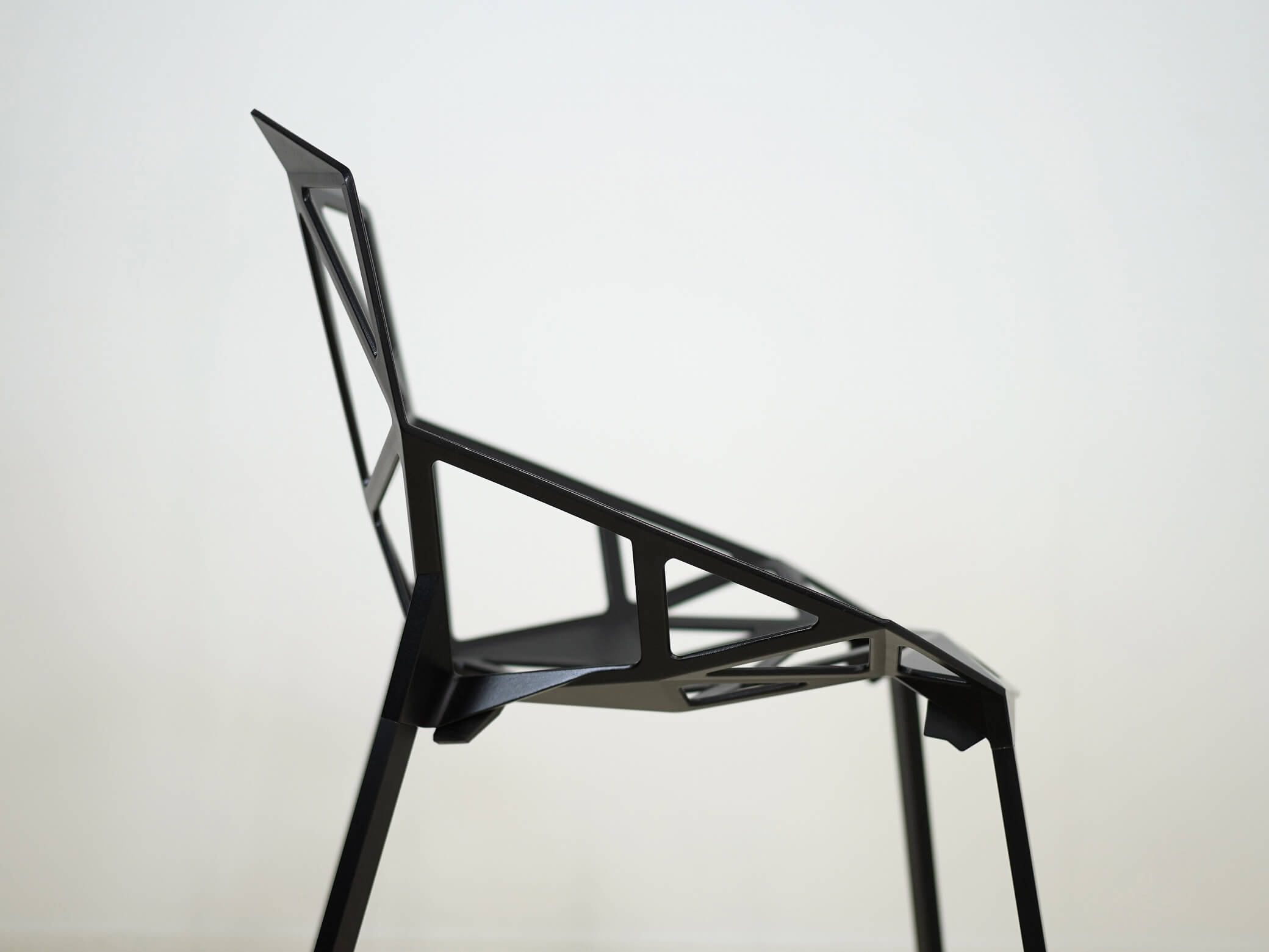 チェアワン ブラック 黒 マジス コンスタンチン・グルチッチ 中古