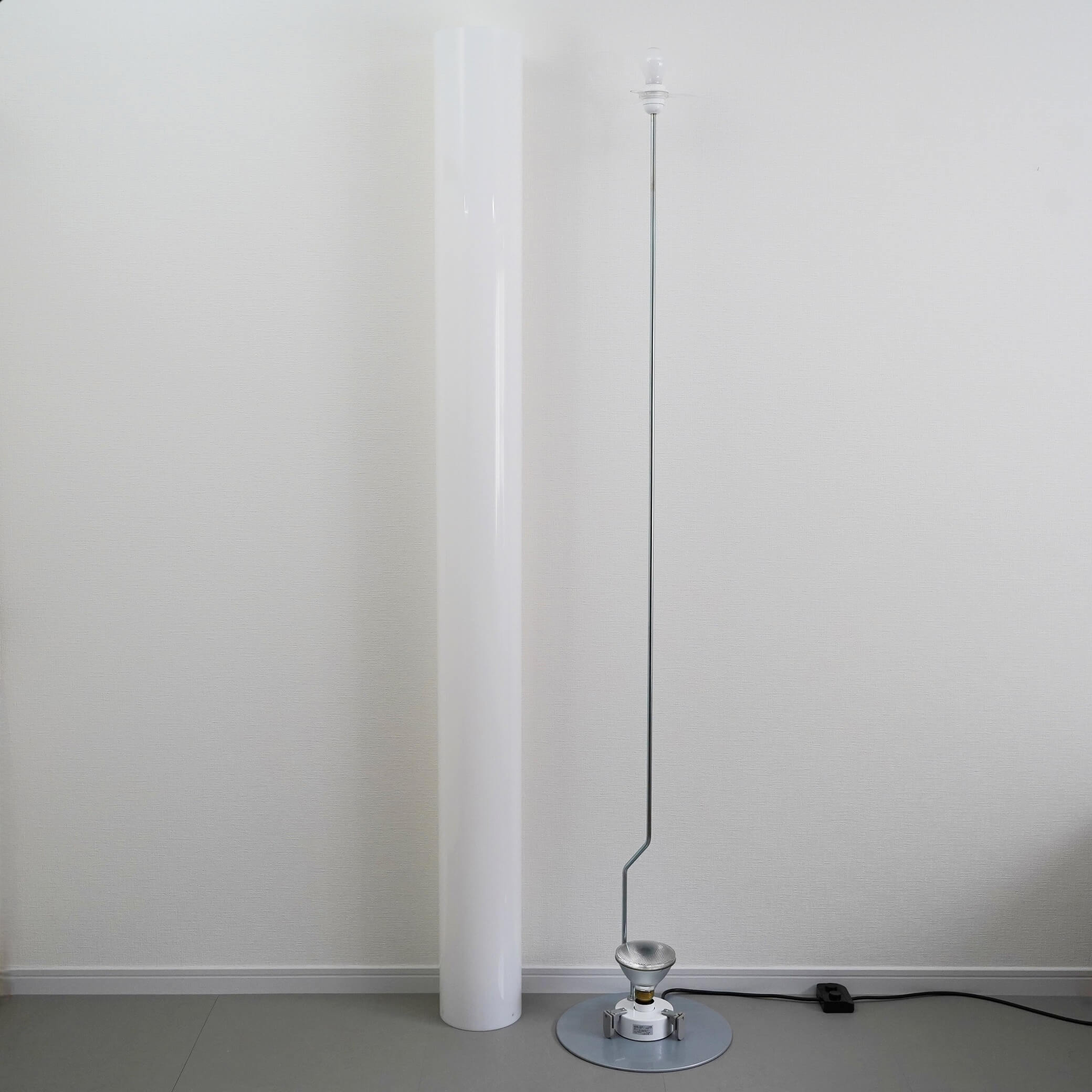 スティロス フロス アッキーレ・カスティリオーニ フロアランプ 照明