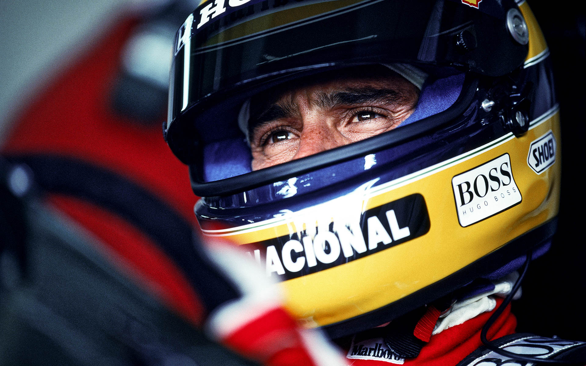 F1ドライバーのアイルトン・セナ没後30年の999部限定写真集「Ayrton