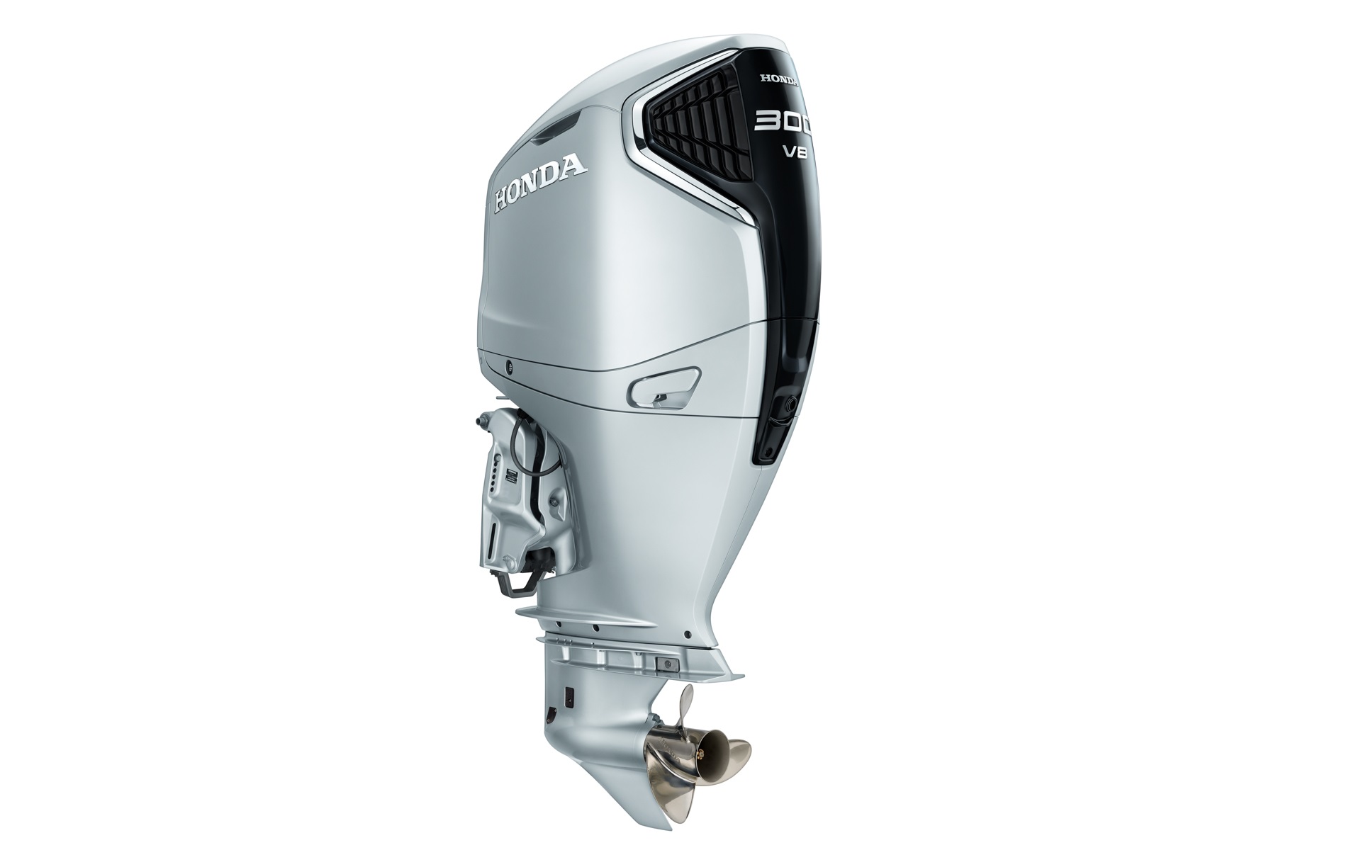 ホンダ、大型船外機の新型「BF300」世界初公開 ニュートラル制御機能の