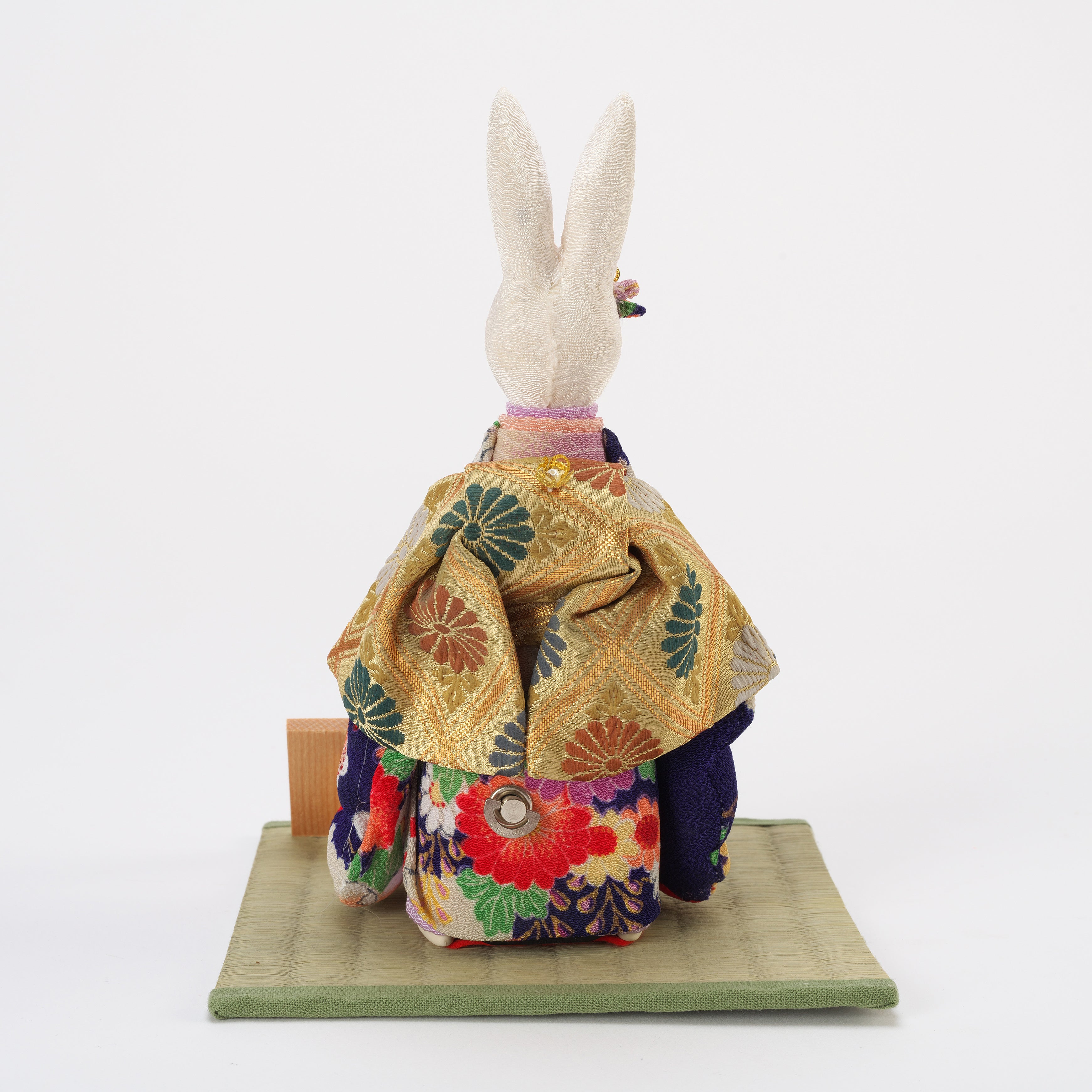 凛香 ちりめん着物 うさぎ オルゴール人形 2体 立人形 1体 着物うさぎ