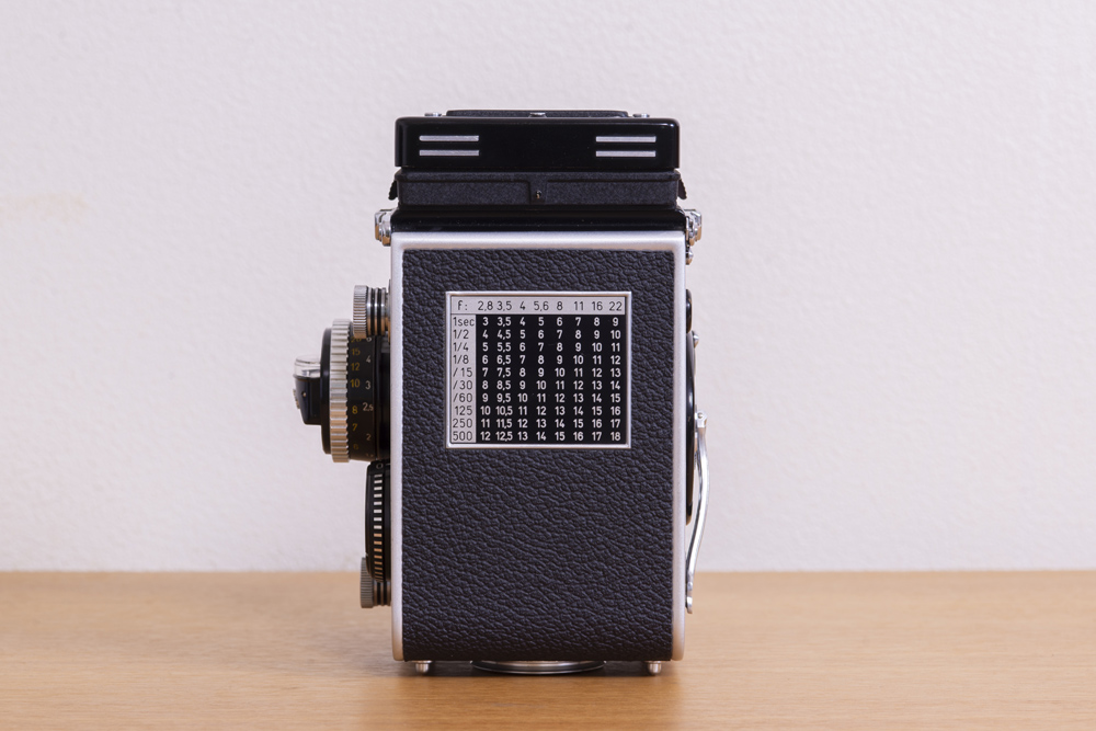 二眼レフの頂点ローライフレックス 2.8Fプラナーの使い方と作例