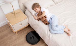 2眼カメラ搭載で障害物を認識&回避する 最新ロボット掃除機「Roborock