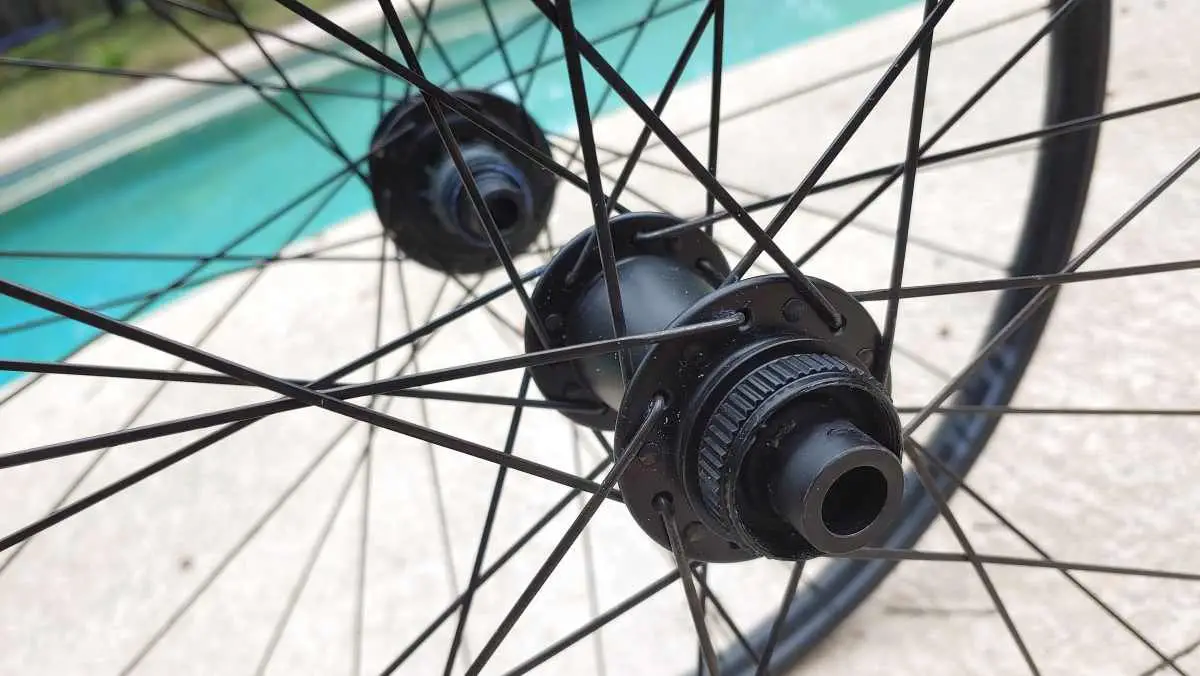 Zipp 101 XPLR Gravel Wheelset Review - Gravel Cyclist