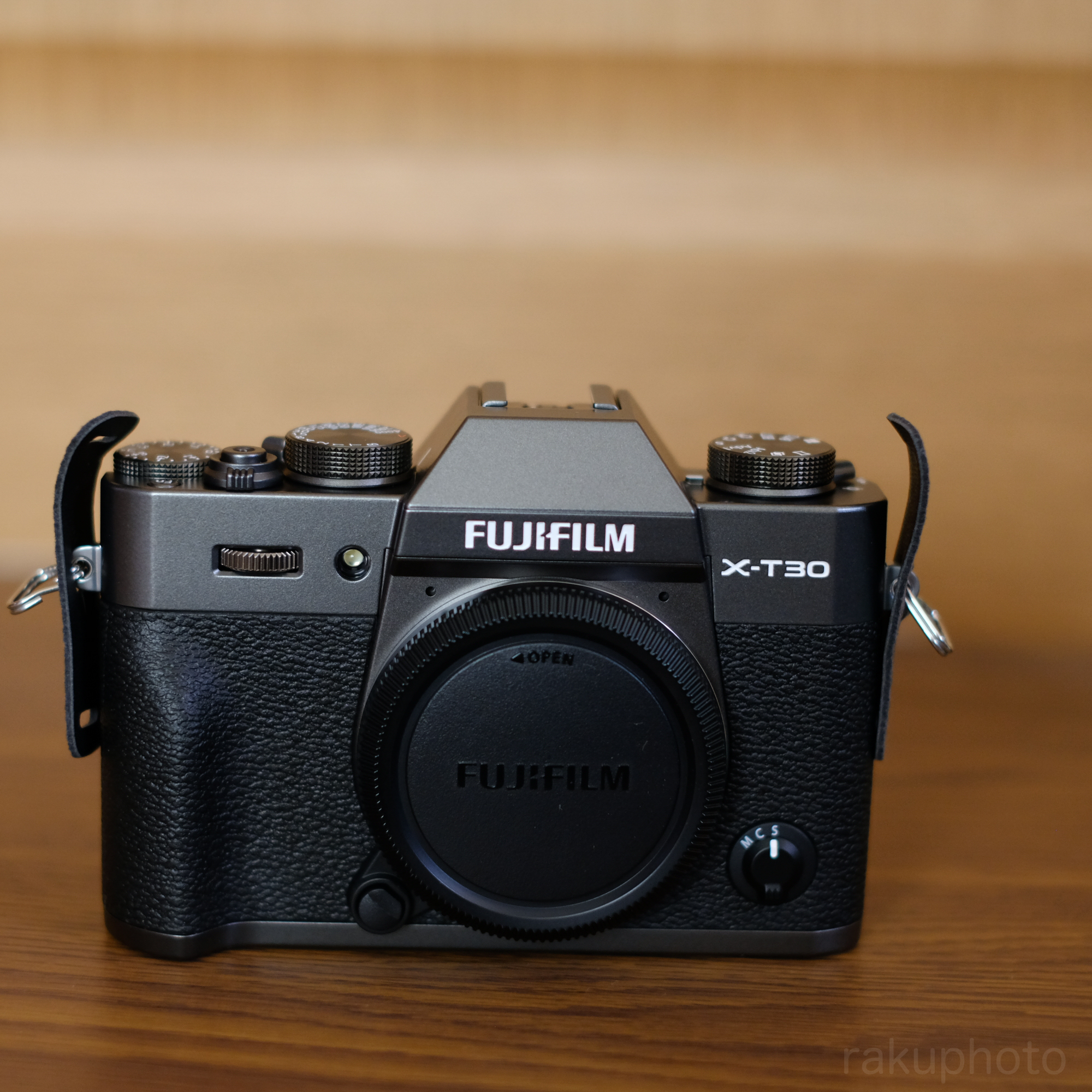 FUJIFILM X-T30 レビュー。外観・操作性編。 - らくふぉと。