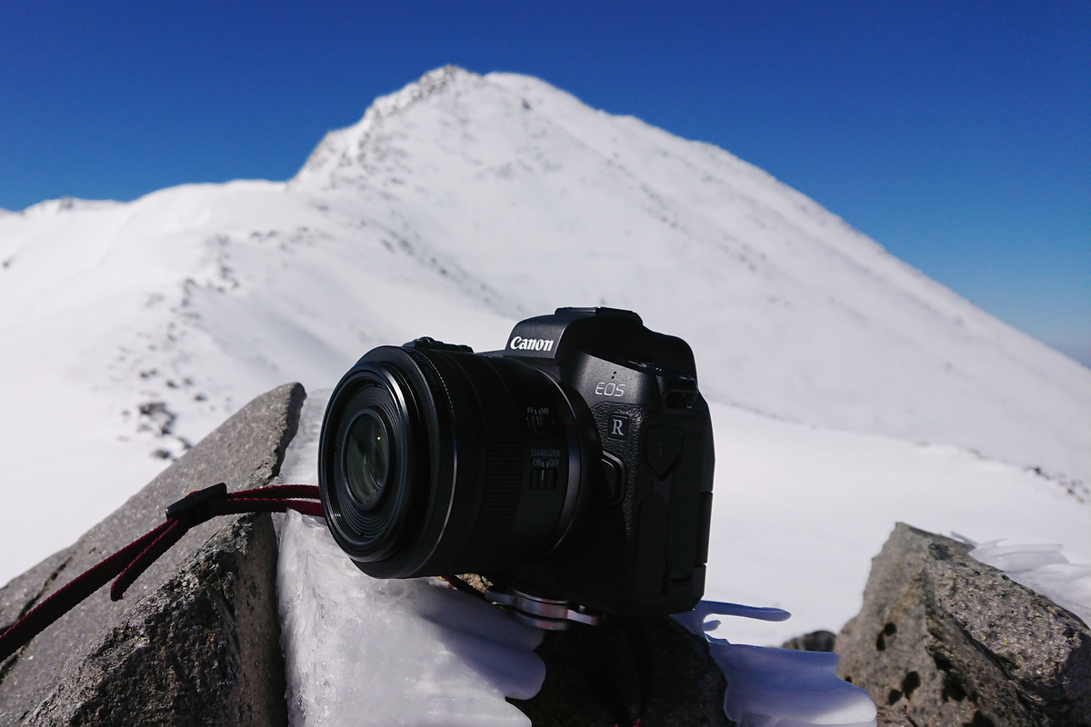 山でも使える軽量単焦点レンズ【RF35mm F1.8 MACRO IS STM】 - のぼるひと