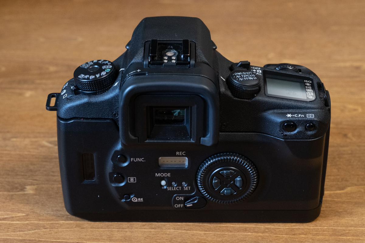 CANON 最後のフィルム中級機】CANON EOS 7s購入 - いーさんのブログ