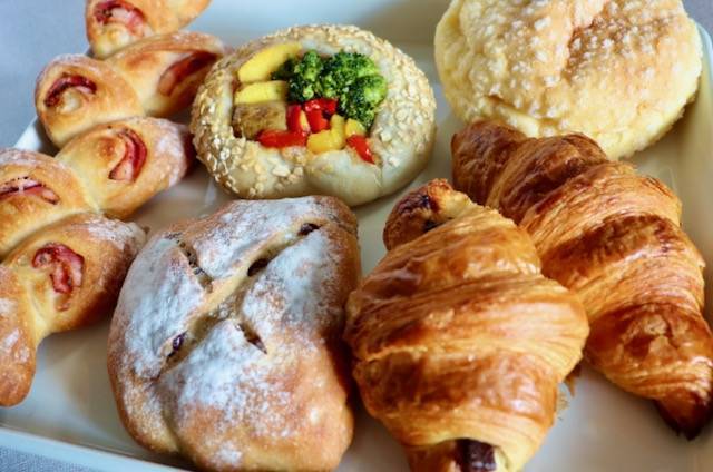 ブーランジェリー・パザパ｜西区西町・フランス製石窯で焼いた本格パン