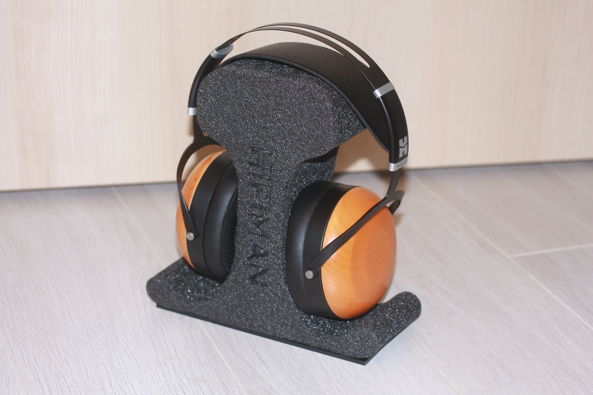 HIFIMAN SUNDARA-C レビュー】平面駆動型が外でも楽しめる！次世代